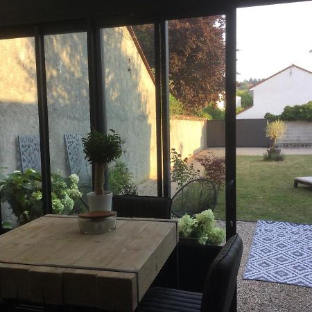 Le Clos De La Tour Exteriör bild